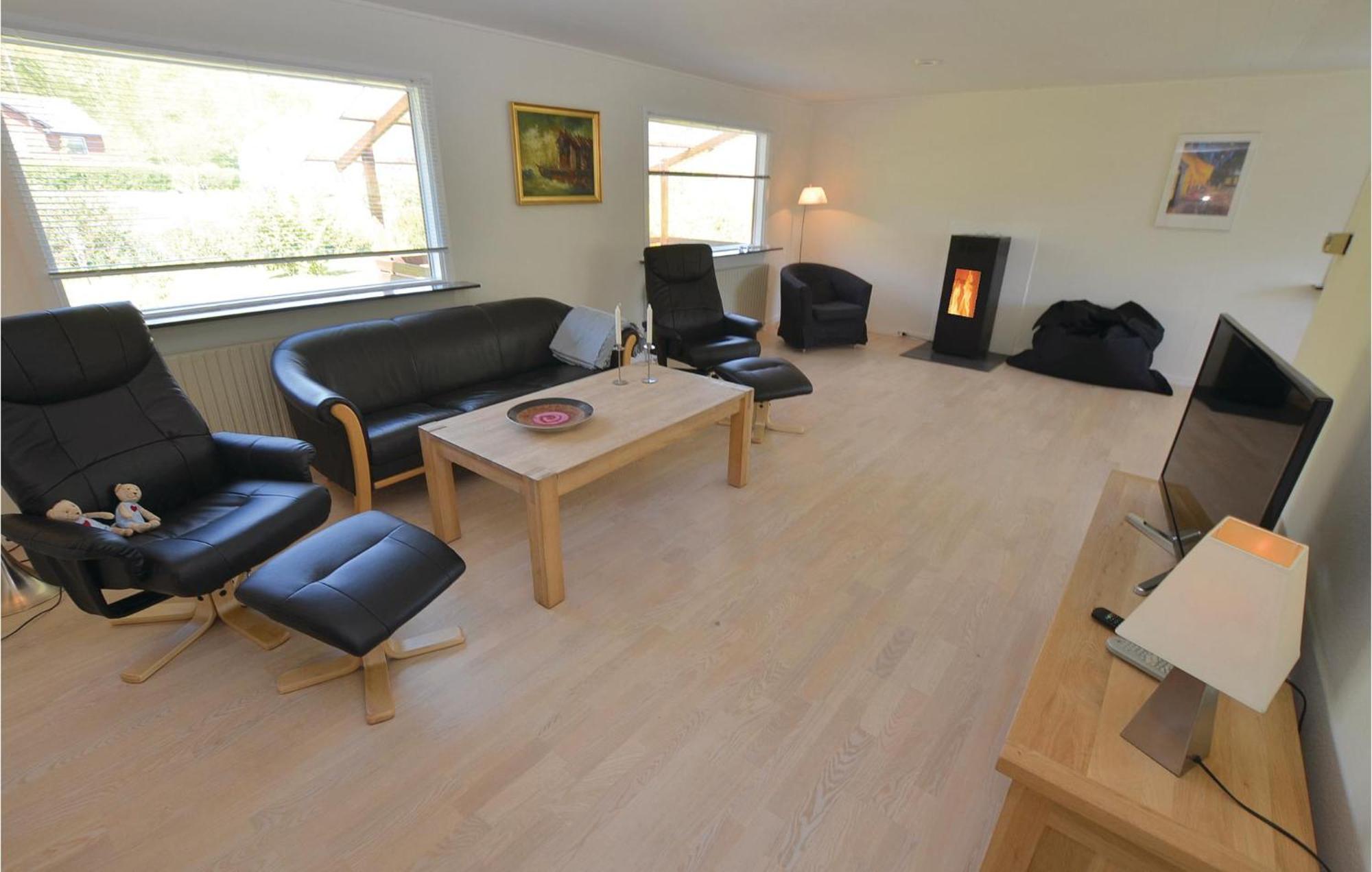 Stunning Home In Augustenborg With Kitchen מראה חיצוני תמונה